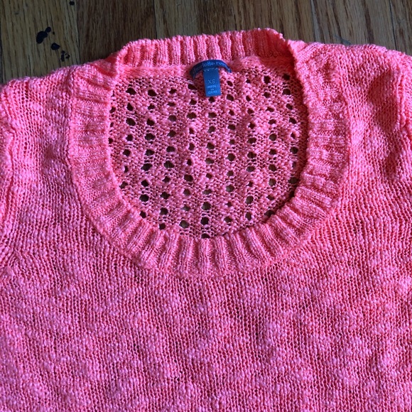 Top - Picture 3 of 4